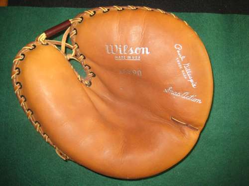 Paul Gillespie Wilson A2590 Front