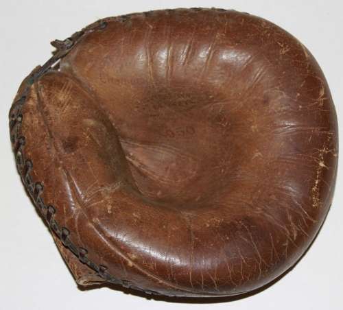 Rajah Hornsby Wilson 950 Catchers Mitt Front