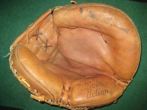 Roy Campanella Wilson A2552 Front