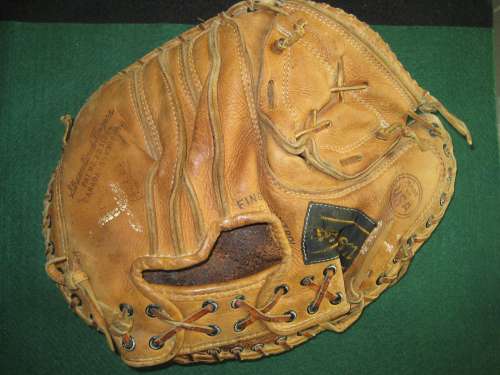 Sammy Taylor Wilson A2534 Back