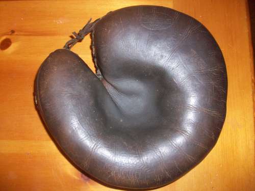 Thomas E. Wilson 501 Catchers Mitt Front