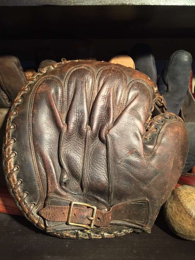 Thomas E. Wilson Patched Pocket Catchers Mitt Back