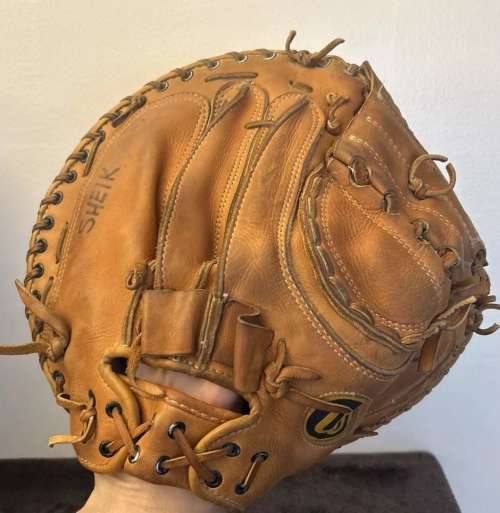 Wilson 1139 Knuckle Ball Catchers Mitt Back