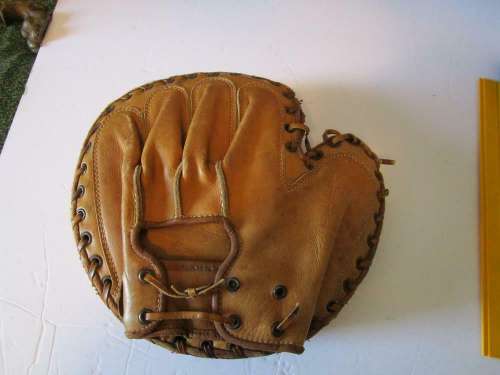 Wilson 501X Catchers Mitt Back