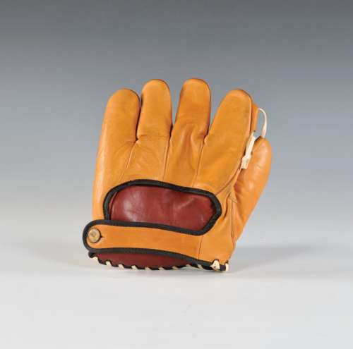 Chas. Gehringer Wilson 3140 Back