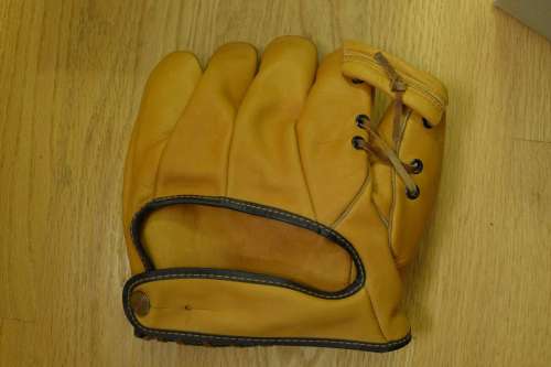 Enos Slaughter Wilson 651 Back