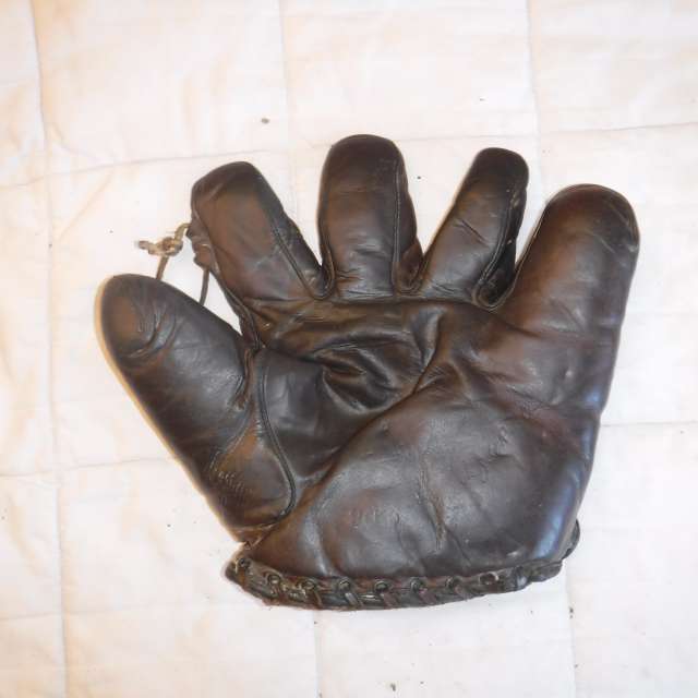 Frank O'Rourke Wilson 904 Front