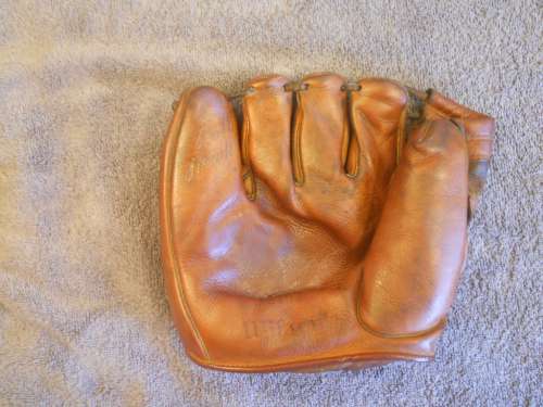 Frank Thomas Wilson A2107 Front