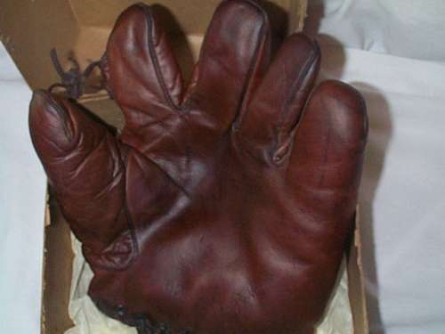 Harry Heilman Thomas E. Wilson 620S Front