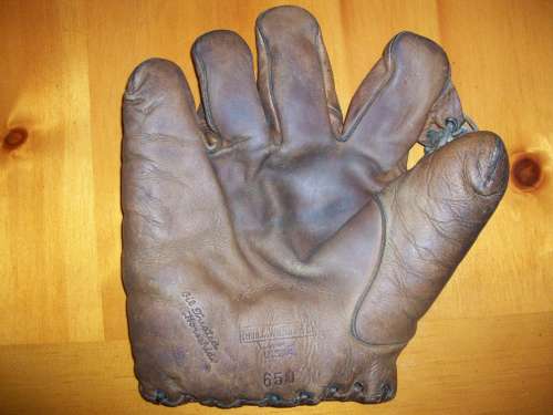 J.M. Brooks Thomas E. Wilson 650 Front