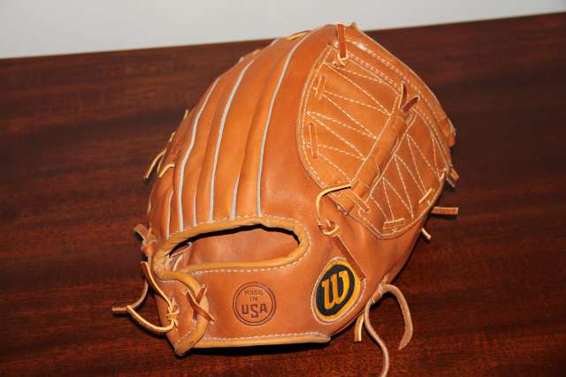 Jim Catfish Huner Wilson A2005 Back