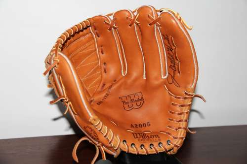 Jim Catfish Hunter Wilson A2005 Front