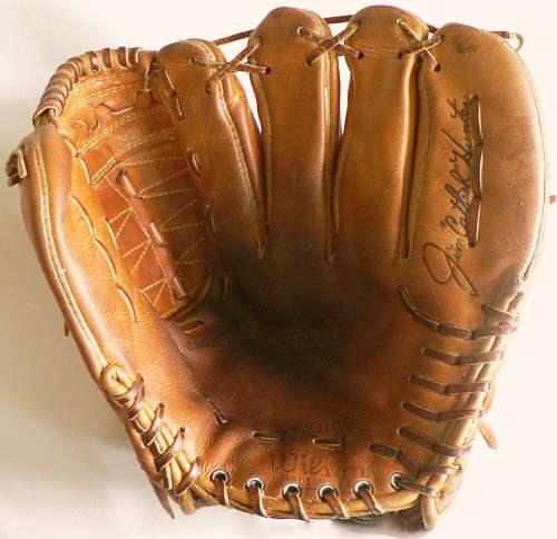 Jim Catfish Hunter Wilson A2005 Front