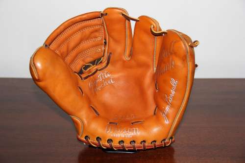 Jim Piersall Wilson A2110 Front