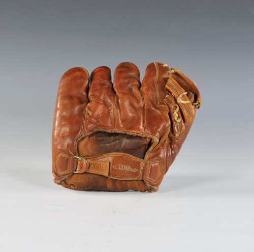 Lefty Gomez Wilson 601 Back