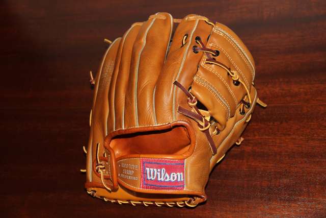 Lefty Gomez Wilson A2034 Personal Model Back