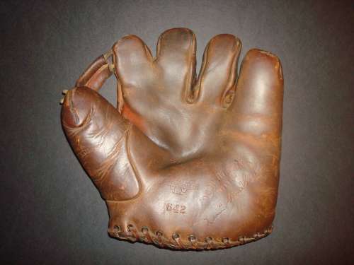 Leon Goose Goslin Thomas E. Wilson 642 Front