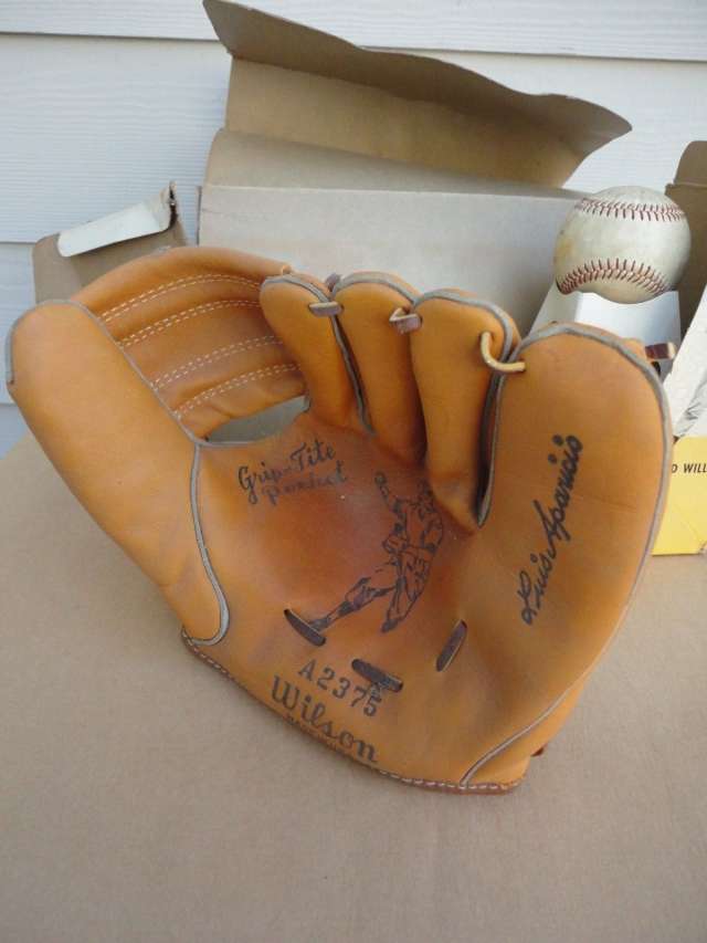 Luis Aparicio Wilson A2375 Front