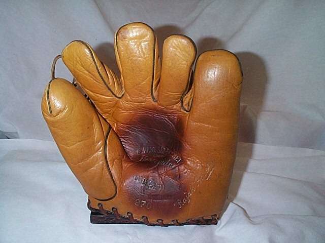 Rajah Hornsby Wilson 970 Front