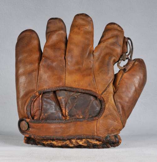 Rajah Hornsby Wilson 972 Back