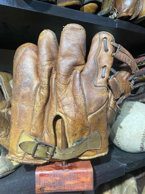 Red Faber Wilson 610 Back