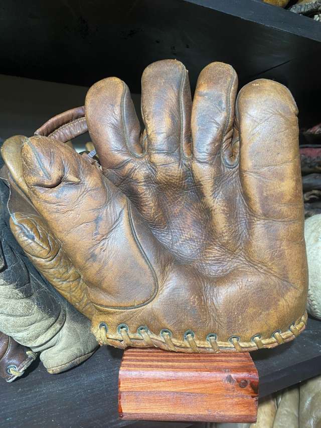 Red Faber Wilson 610 Front