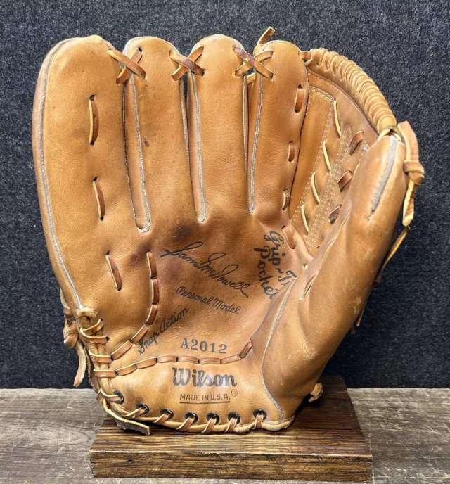 Sam McDowell Wilson A2012 Personal Model Front