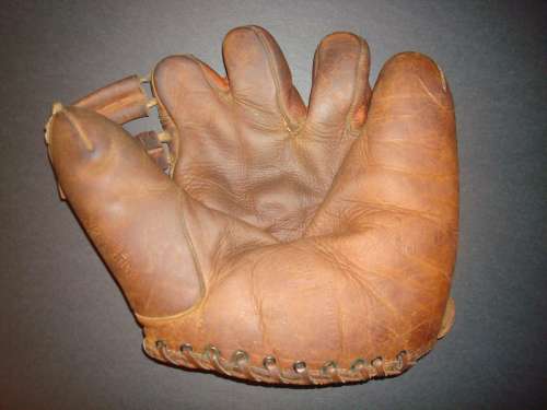 Sarge Connally Wilson Stubby Finger Front