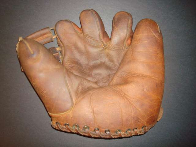 Sarge Connally Wilson Stubby Finger Front