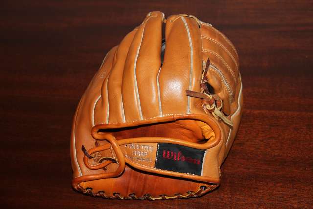 Ted Williams Wilson A2040 Back