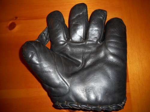 Thomas .E Wilson 604 1 Inch Web Front