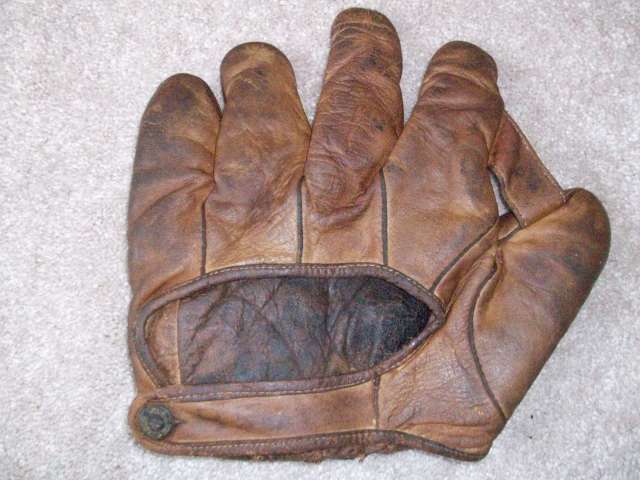 Thomas E. Wilson 614 1 Inch Web Back