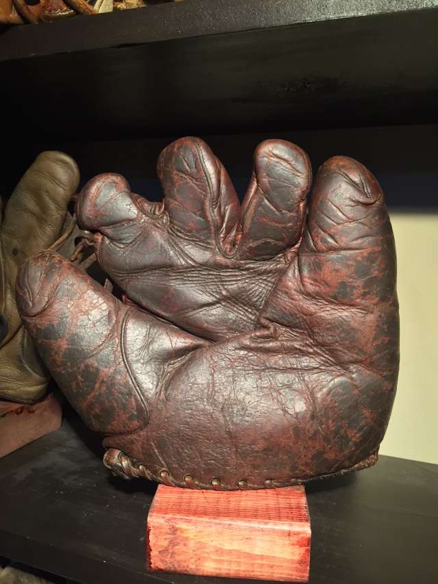 Thomas E. Wilson Fused Finger Front