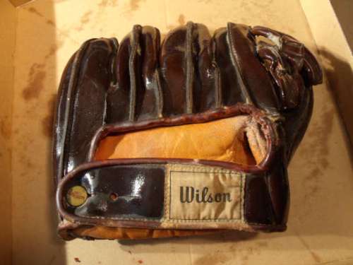 Wilson 601 Outward Seams Back