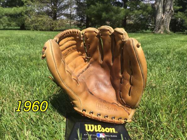 1960 Wilson A2000 Front