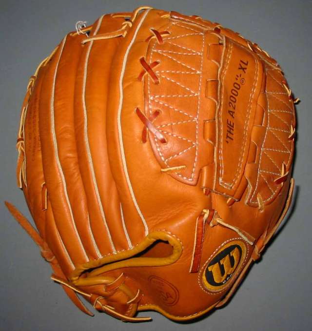 Wilson A2000 XL 1 Back