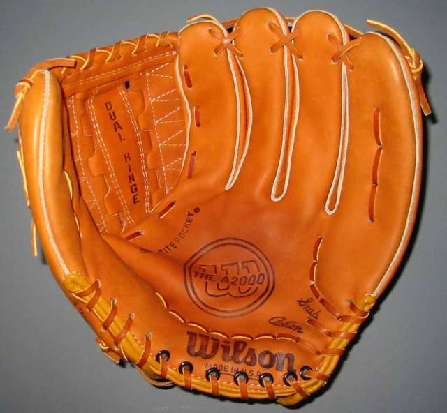 Wilson A2000 XL 1 Front