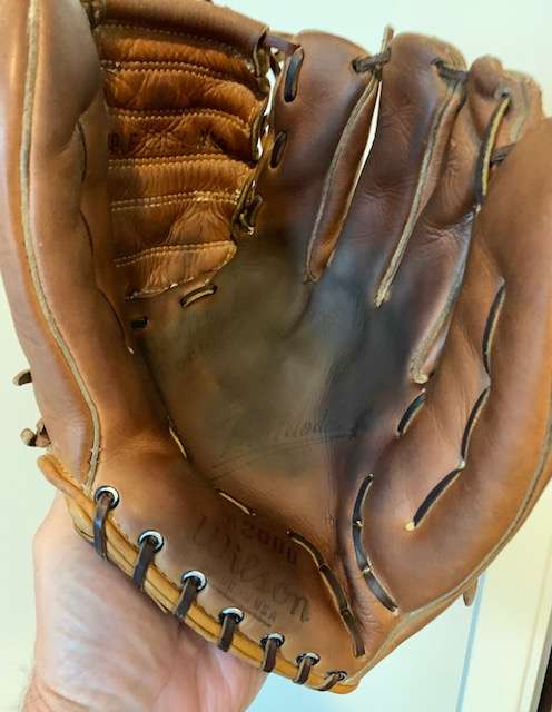 Wilson A2000 1 Front