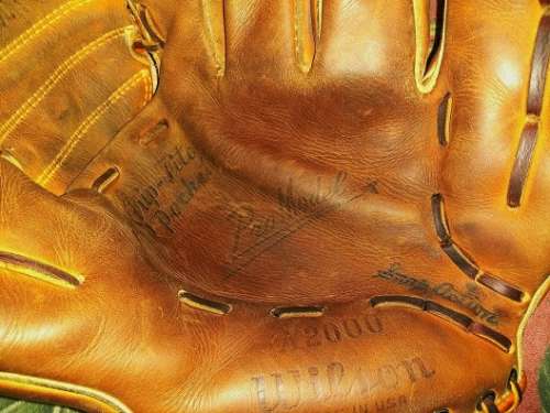 1959 Wilson A2000 Front