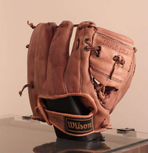 Wilson A2040 Personal Model Back