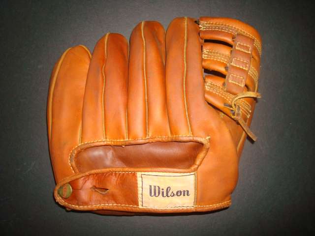 Wilson A2050 Top Notch Back