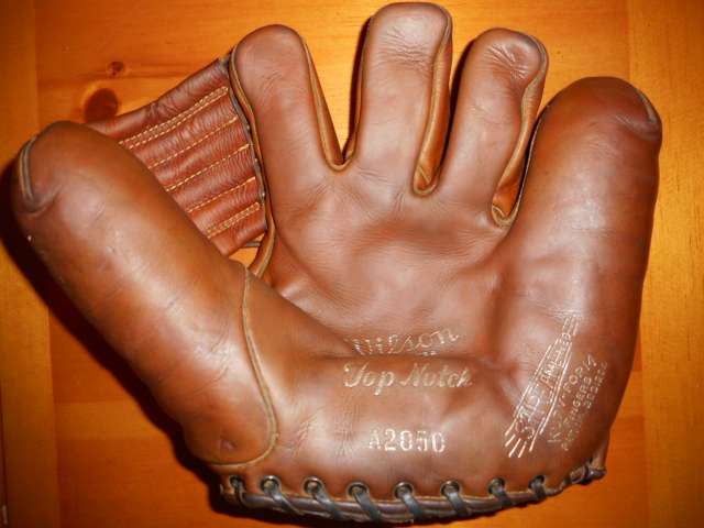 Wilson A2050 Top Notch Front