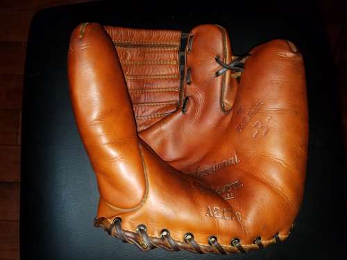 Wilson Ball Hawk A2170 Front