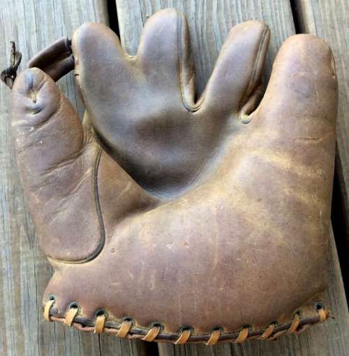 Wilson Extended Pocket Front