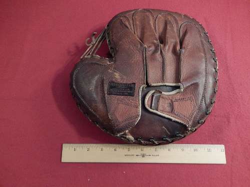 Winchester Catchers Mitt Back