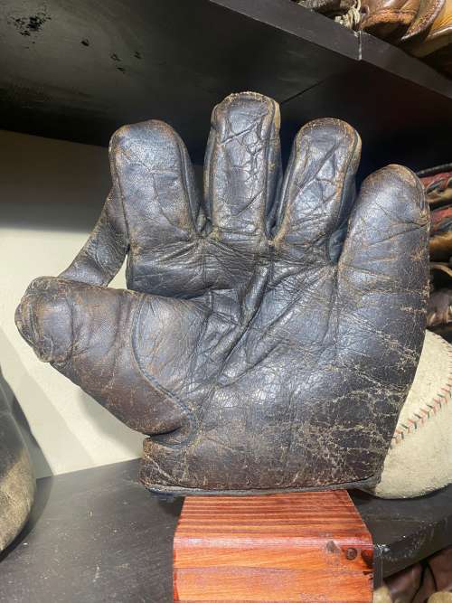 Victor, Wright & Ditson 1 Inch Web Front