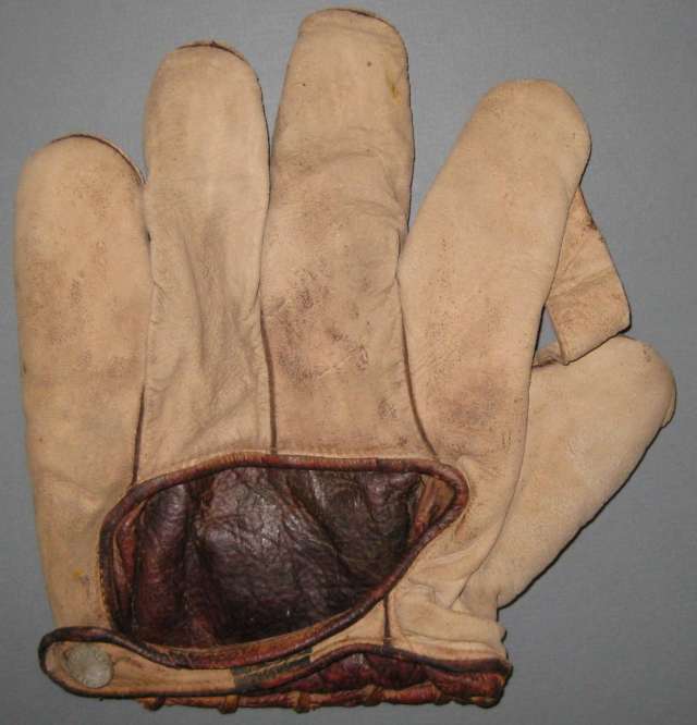 Victor, Wright & Ditson F12P Varsity Back