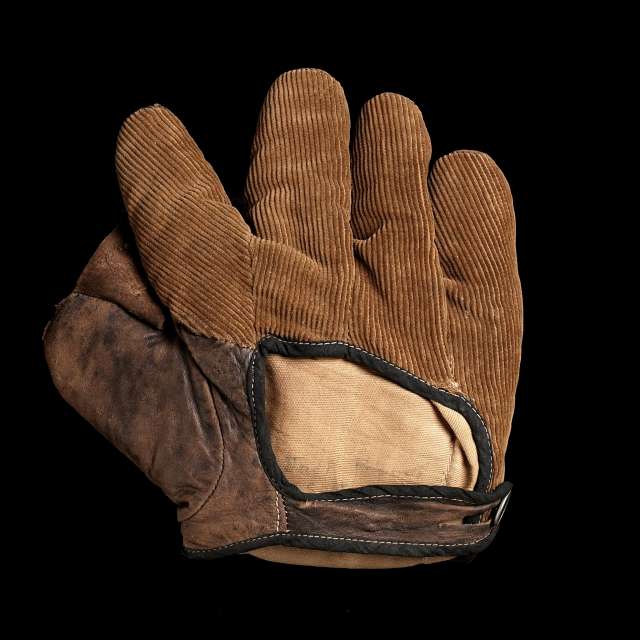 Victor, Wright & Ditson GB Corduroy Parallel Weave Patgtern 1 Inch Web Lefty Back