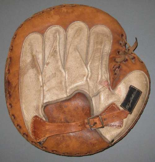 Wright & Ditson Catchers Mitt Back