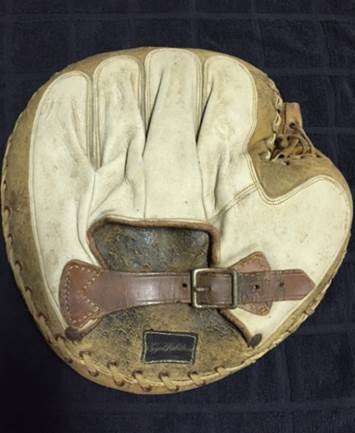 Wright & Ditson Catchers Mitt White Back